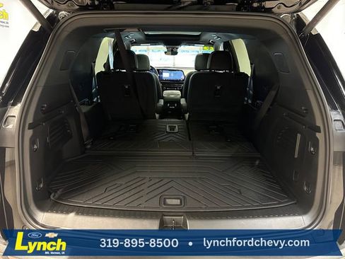 Used 2025 Chevrolet Traverse Z71 w/ Enhanced Driving Package AWD/4WD image 25