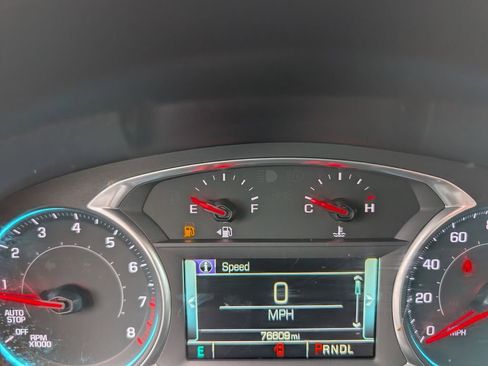 Used 2019 Chevrolet Traverse RS image 18