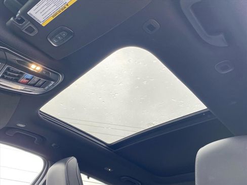 Used 2024 Jeep Grand Cherokee L Limited w/ Luxury Tech Group II image 22