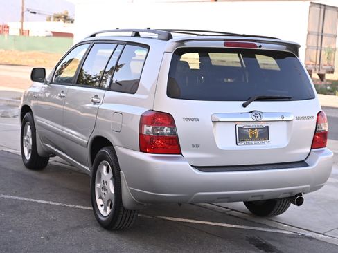 Used 2006 Toyota Highlander Sport FWD image 4