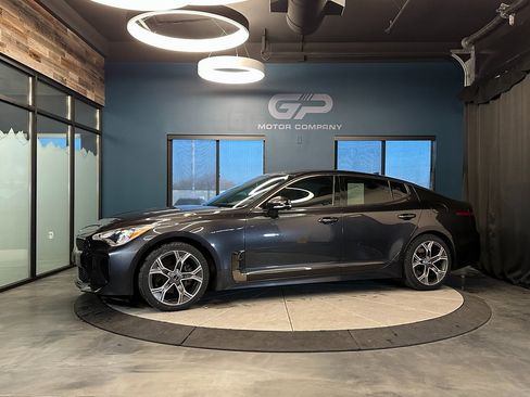 Used 2020 Kia Stinger GT-Line image 7