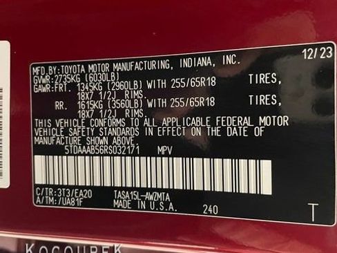 Used 2024 Toyota Grand Highlander XLE image 26