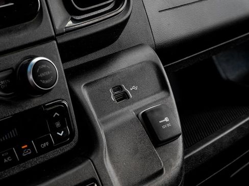 Used 2023 RAM ProMaster 2500 FWD image 22