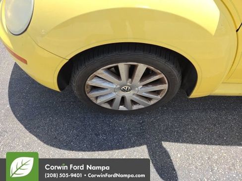 Used 2008 Volkswagen Beetle S FWD image 15
