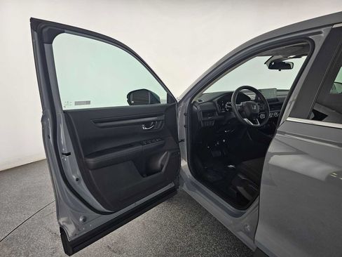 Used 2026 Honda CR-V LX image 19