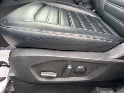 Used 2023 Ford Edge SEL image 23