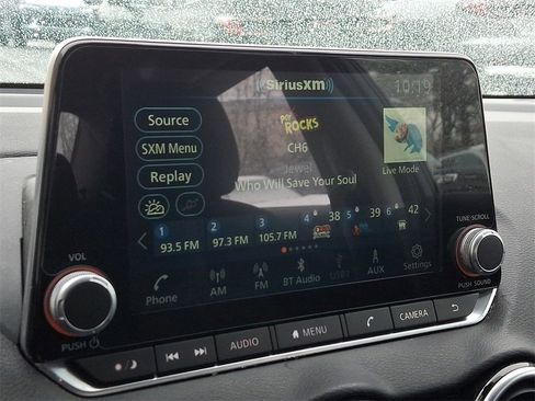 Used 2024 Nissan Sentra SV image 16