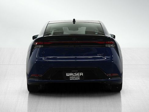 Used 2024 Toyota Prius LE image 4