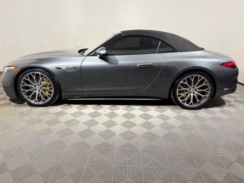 Used 2022 Mercedes-Benz SL 63 AMG 4MATIC image 3