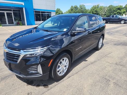 Used 2023 Chevrolet Equinox LT AWD/4WD image 3