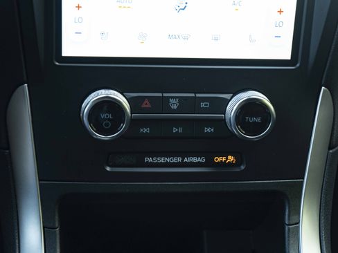 Used 2024 Ford Edge ST-Line AWD/4WD image 32