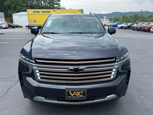 Used 2023 Chevrolet Tahoe High Country w/ LPO, Illumination Package AWD/4WD image 10
