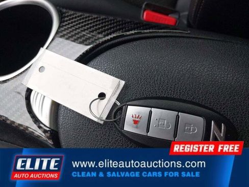 Used 2019 Nissan 370Z Touring Sport image 21