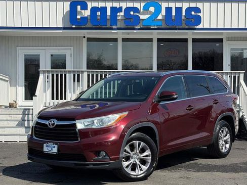 Used 2015 Toyota Highlander XLE AWD/4WD image 2