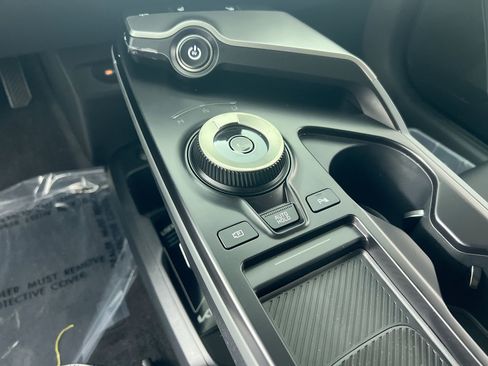 New 2025 Kia EV6 Wind image 22