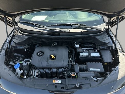 Used 2022 Kia Soul LX w/ Technology Package FWD image 17