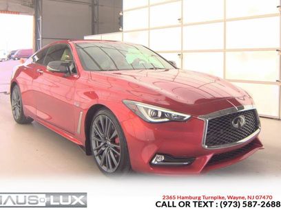 Used 2017 INFINITI Q60 Red Sport 400