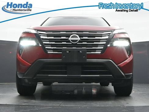 Used 2024 Nissan Rogue S AWD/4WD image 28