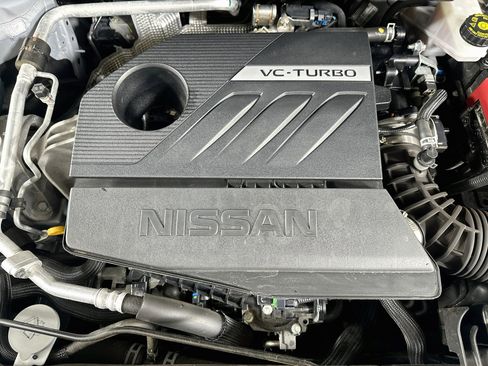 Used 2025 Nissan Rogue SV AWD/4WD image 32