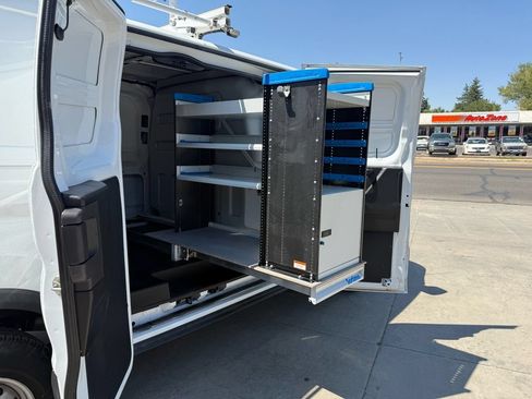Used 2015 Ford Transit 250 130 Low Roof RWD image 23