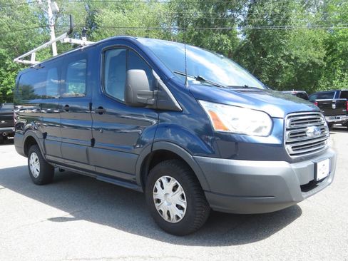 Used 2016 Ford Transit 250 130 Low Roof w/ Exterior Upgrade Package RWD image 3