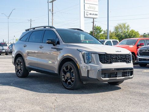 Used 2025 Kia Sorento SX Prestige AWD/4WD image 7