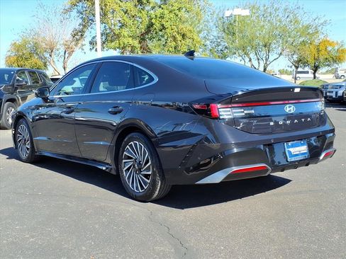 Certified 2025 Hyundai Sonata Limited image 3