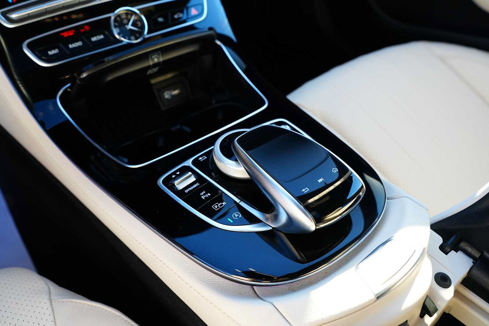 Used 2017 Mercedes-Benz E 300 4MATIC image 23