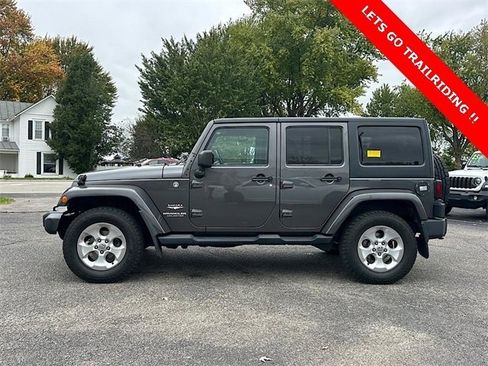 Used 2014 Jeep Wrangler Unlimited Sahara image 5