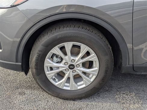 Used 2023 Ford Escape Active image 10