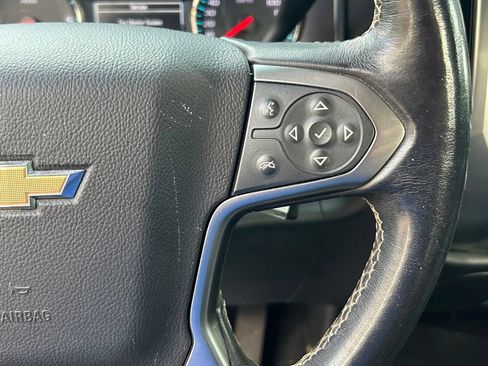 Used 2019 Chevrolet Silverado 1500 LT AWD/4WD image 38