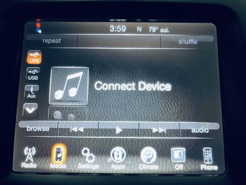 Used 2018 Jeep Cherokee Latitude Plus FWD image 30