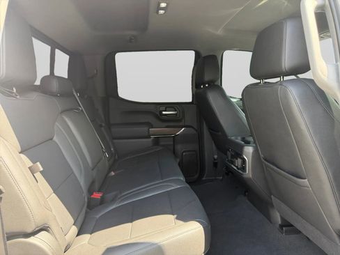 Used 2021 GMC Sierra 1500 SLT w/ SLT Premium Package AWD/4WD image 32