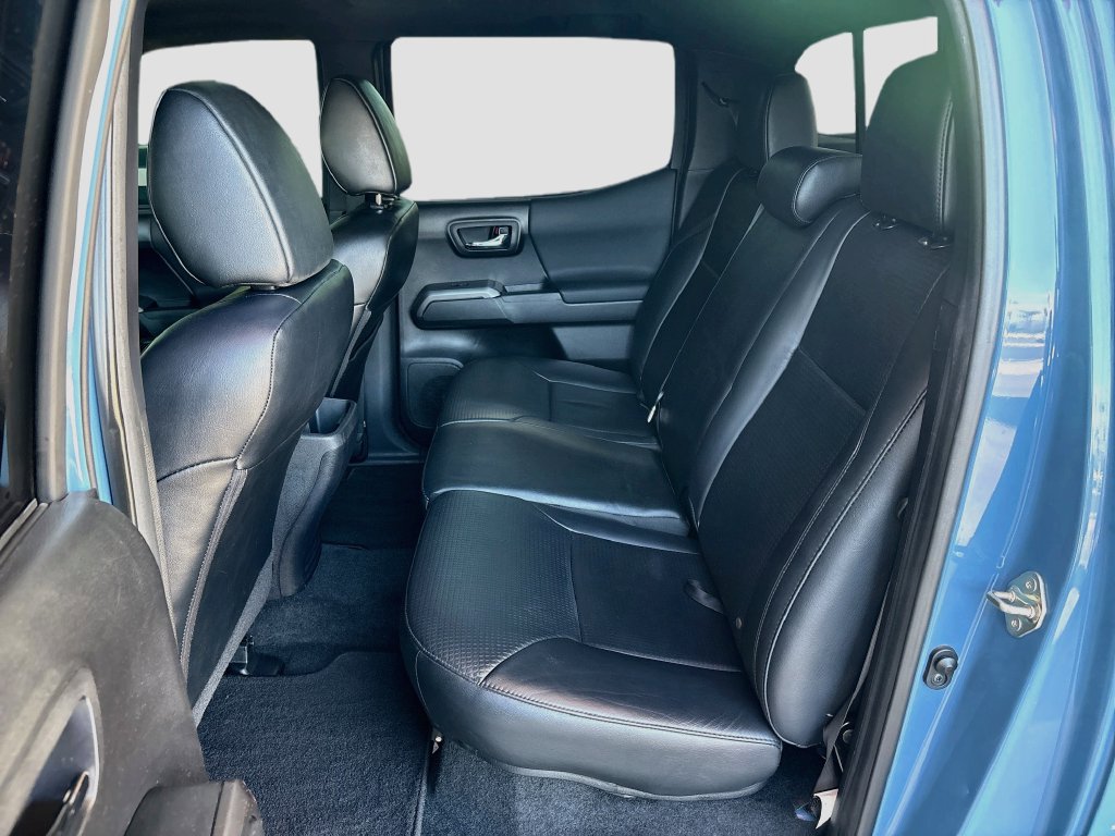 Used 2019 Toyota Tacoma TRD Off-Road AWD/4WD image 21