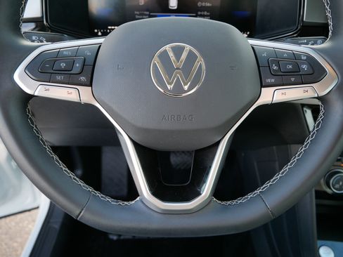 Certified 2025 Volkswagen Taos S image 25