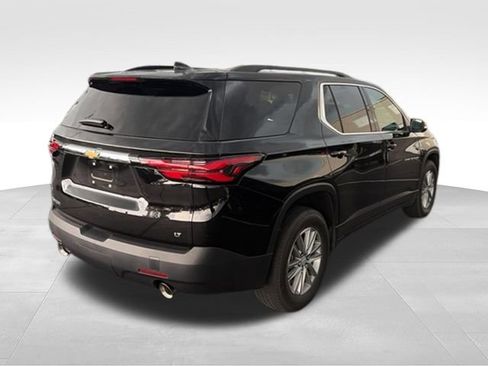 Used 2023 Chevrolet Traverse LT FWD image 5