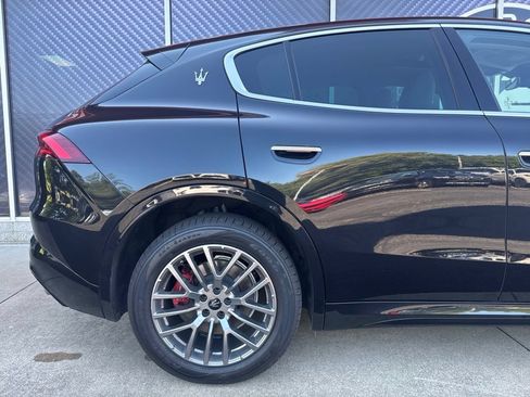 Used 2023 Maserati Grecale GT AWD/4WD image 5