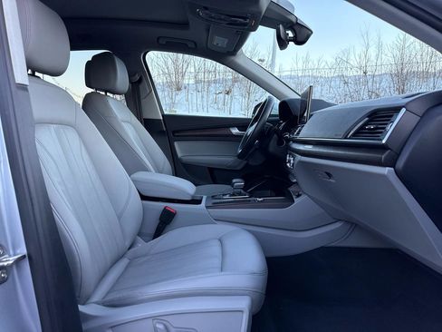 Used 2022 Audi Q5 2.0T Premium w/ Convenience Package image 34