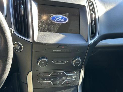 Used 2019 Ford Edge SEL w/ Equipment Group 201A image 47