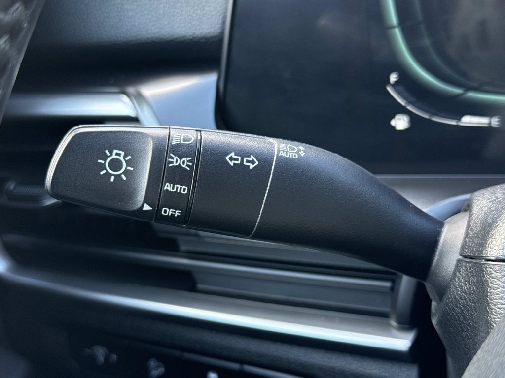 Used 2023 Kia Telluride S AWD/4WD image 11