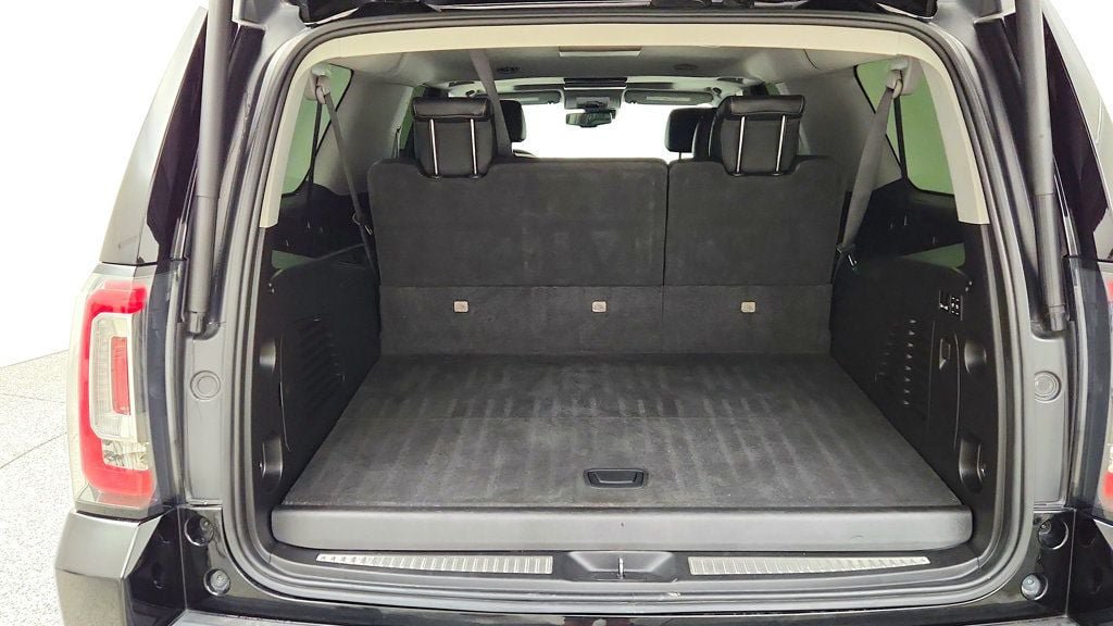 Used 2019 GMC Yukon XL SLT w/ Open Road Package AWD/4WD image 24