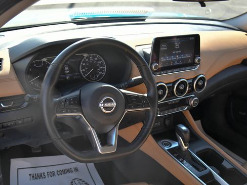 Used 2025 Nissan Sentra SV w/ SV Premium Package FWD image 16