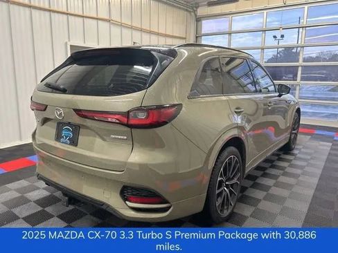 Used 2025 MAZDA CX-70 3.3 Turbo S w/ Premium Package AWD/4WD image 3