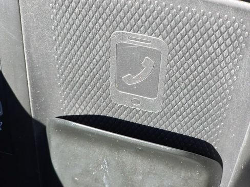 Used 2023 Volkswagen ID.4 S RWD image 9