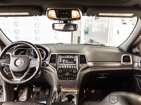 Used 2018 Jeep Grand Cherokee Limited AWD/4WD image 34