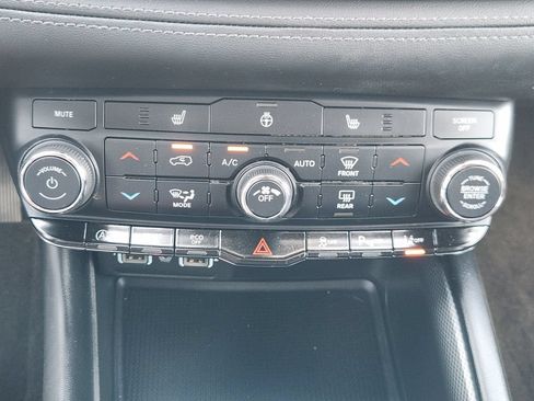 Used 2022 Dodge Durango GT RWD image 19