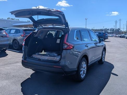 New 2026 Honda CR-V EX image 2