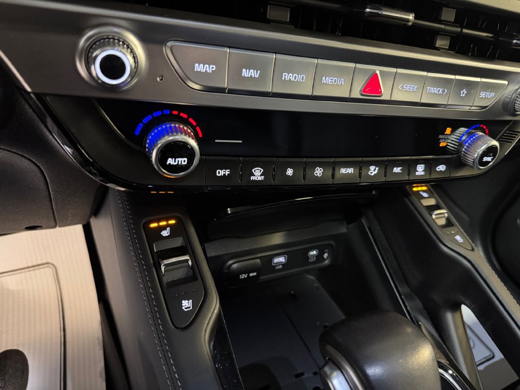 Certified 2024 Kia Telluride EX FWD image 30