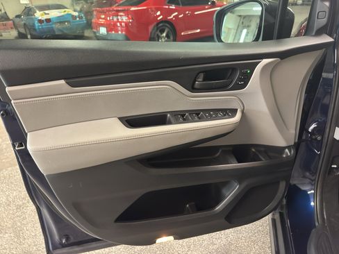 Used 2020 Honda Odyssey EX-L image 9