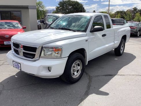 Used 2010 Dodge Dakota ST w/ Extra Security Group AWD/4WD image 18